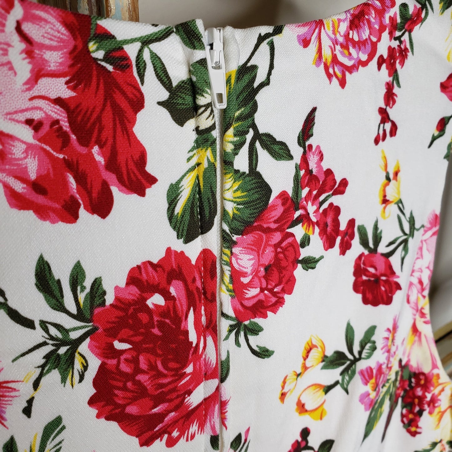 Lulus Floral fit & Flare sleeveless dress ladies size small