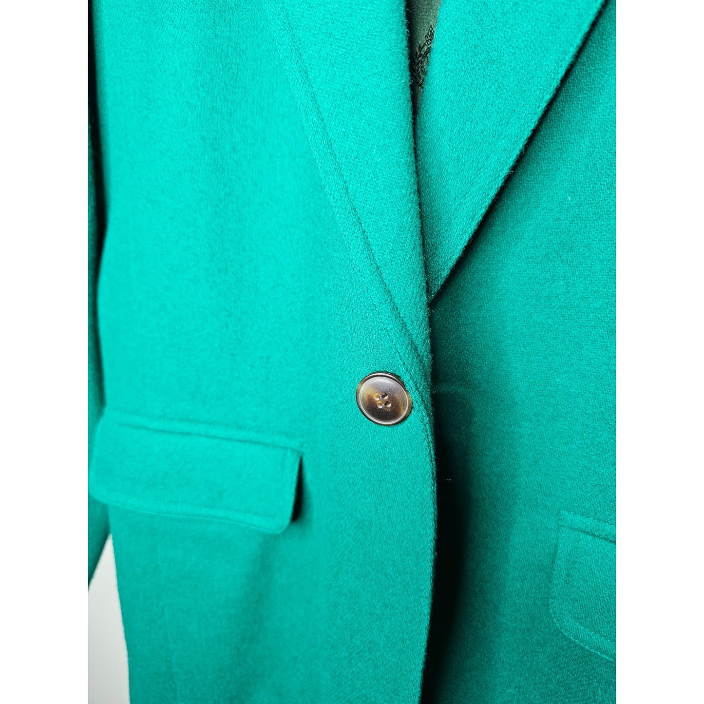 Vintage Liz Wear Blazer Green Wool Ladies Button Front with Pockets size 4