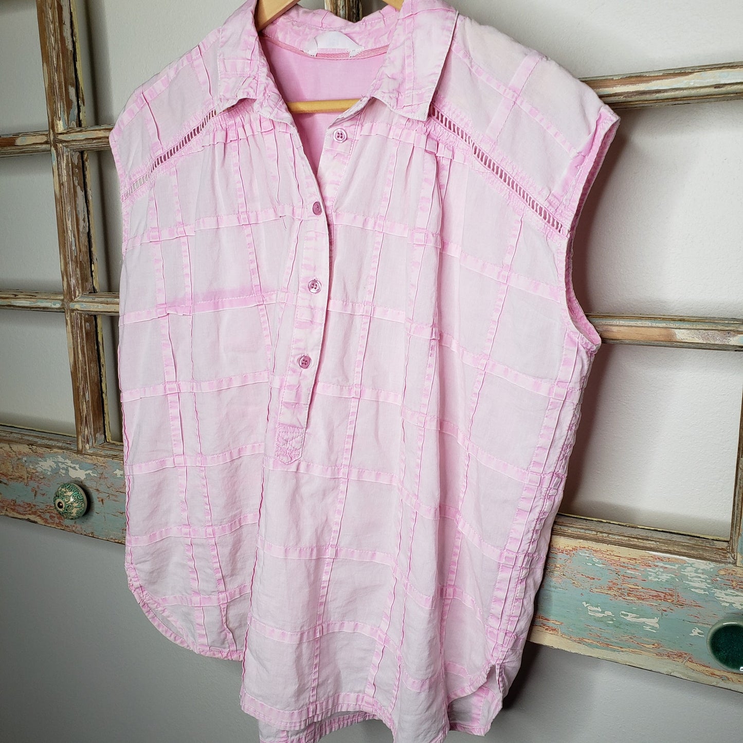 Time & Tru pink washed pullover collared top ladies size large