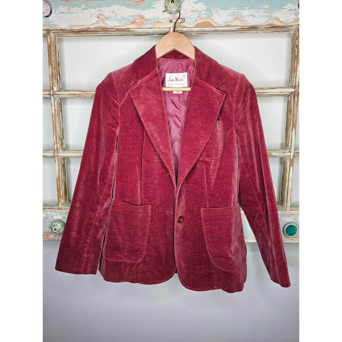 Vintage Jean Nicole Merlot shade velour blazer with button closure size 9/10