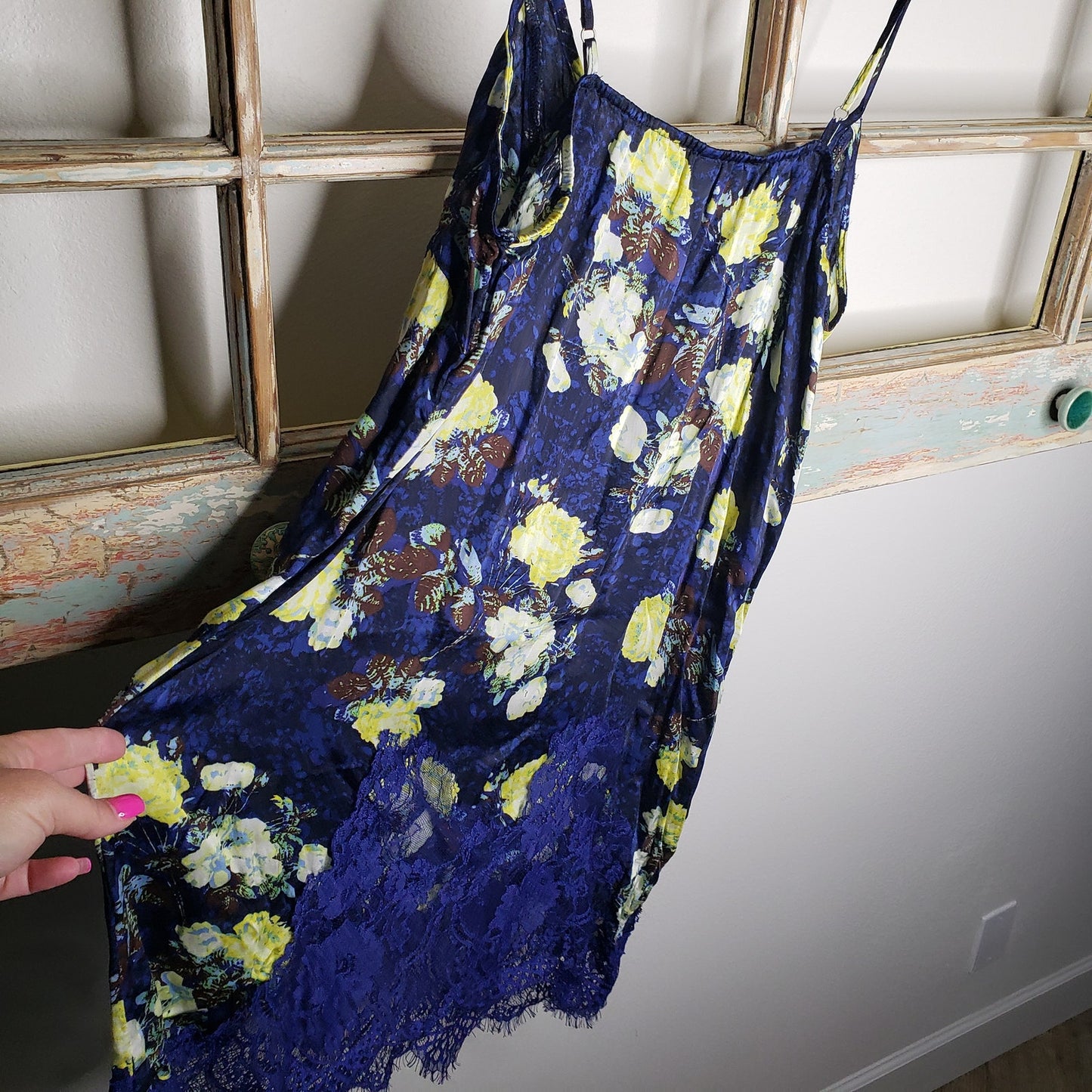 Free People Navy floral Dress with lace ladies size large