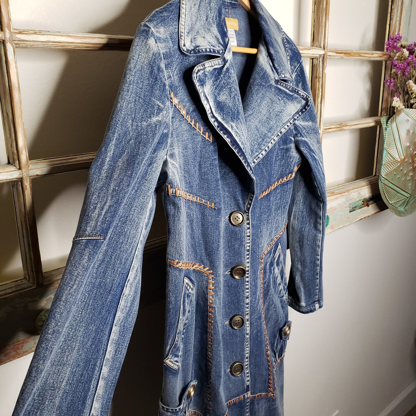 Seandara Vintage Denim medium wash with pockets long jacket size medium