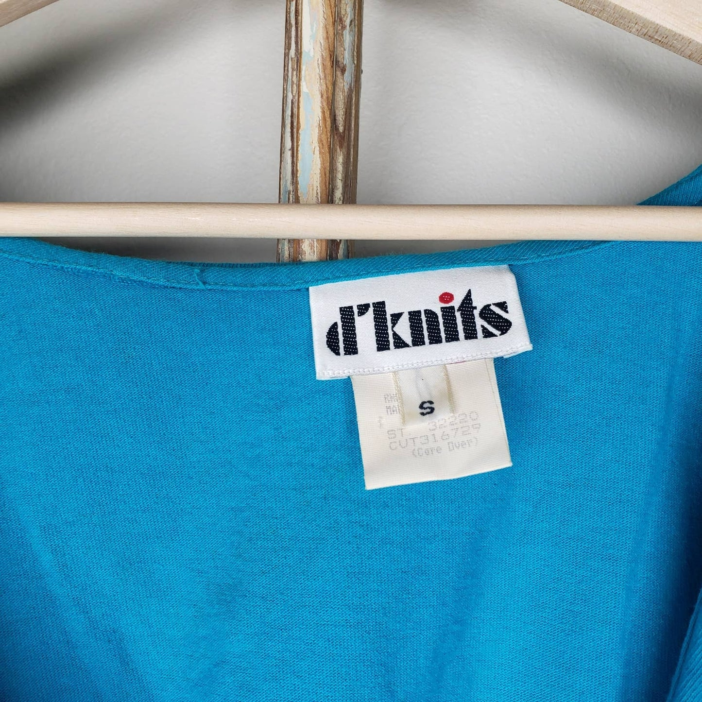 Vintage D'knits turquoise shirt ladies size small