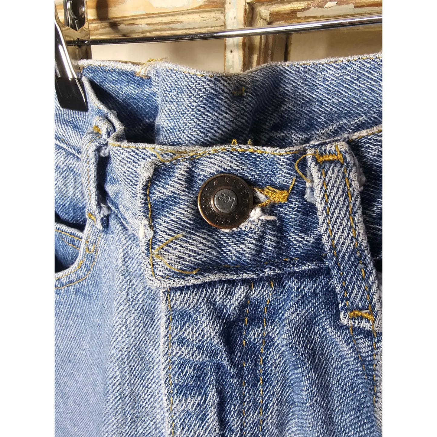 Vintage Lee Jeans 80s High Rise light wash ladies size 9