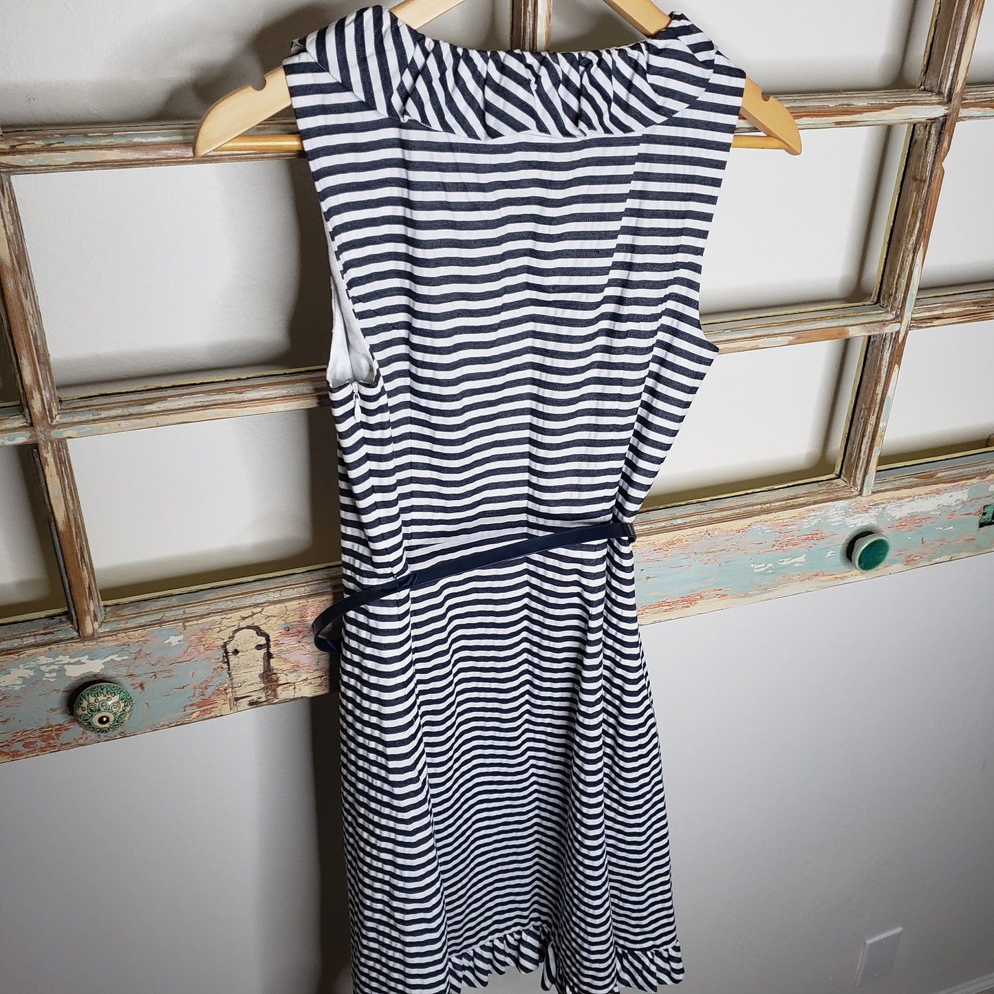 Kate Spade New York navy blue striped seersucker dress ladies size 4