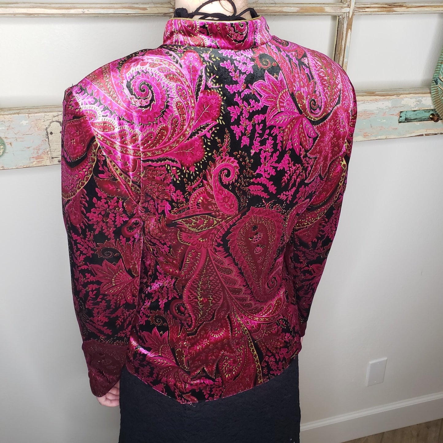 Vintage R & K Evening velvet button down fitted jacket ladies size small