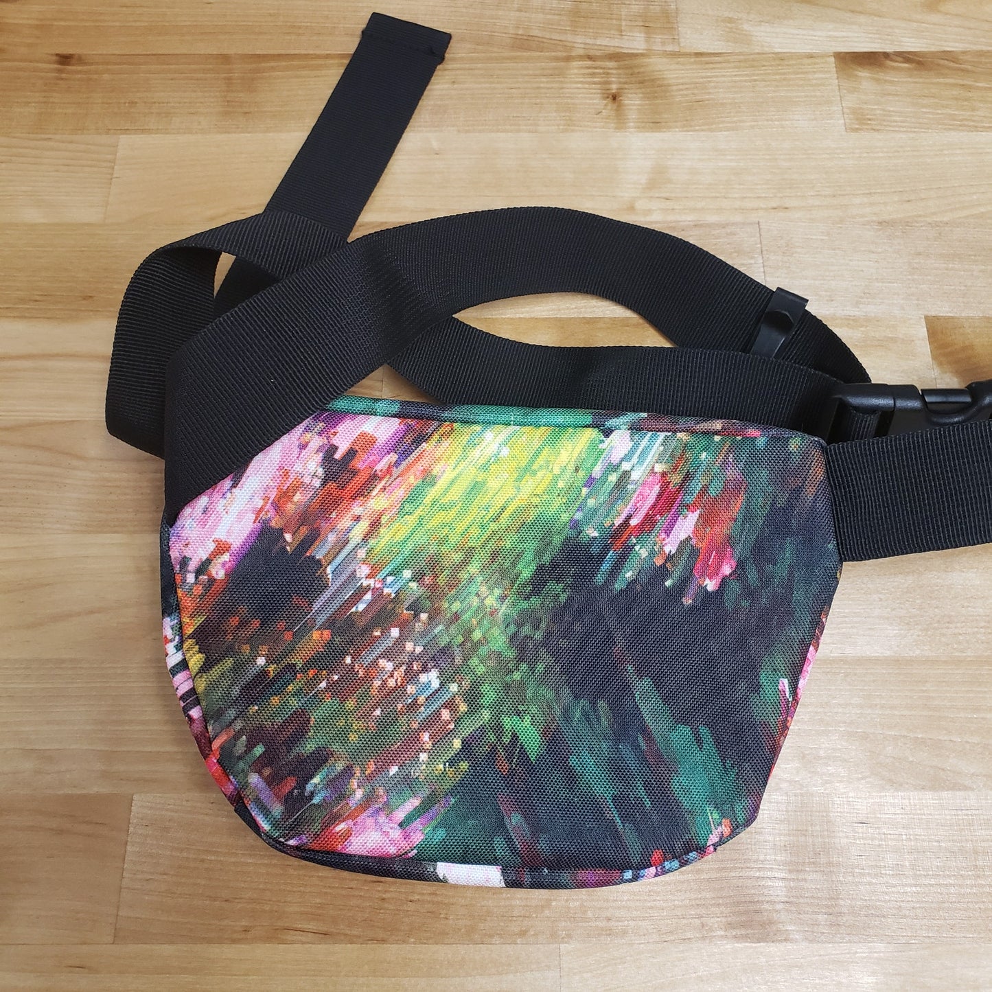 Herschel Hip Pack In Sunflower Field Print no signs of wear