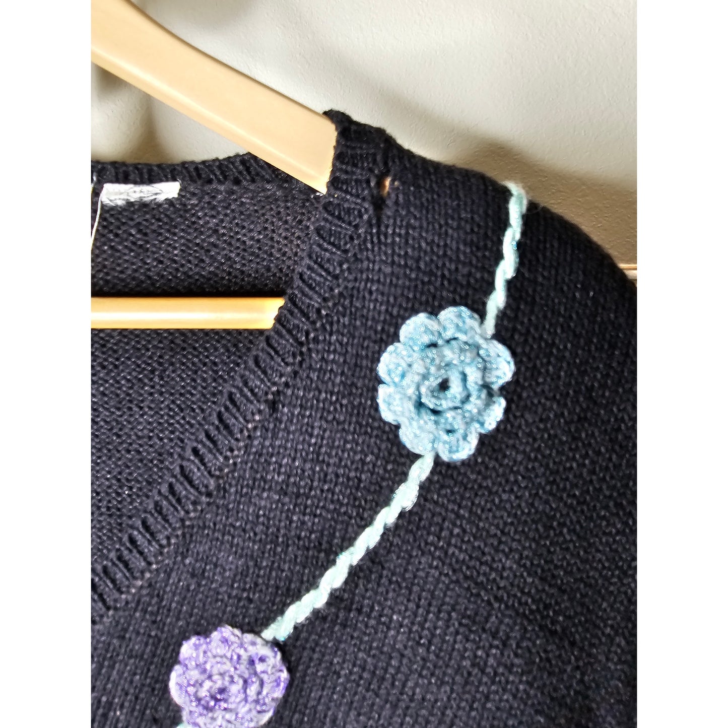 Vintage Gitano Black Sweater with Crochet flowers Ladies Size XL