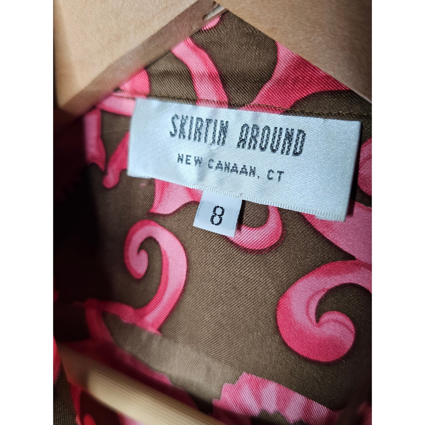 Skirtin Around Ornate Design Button Up Blouse Ladie size 8