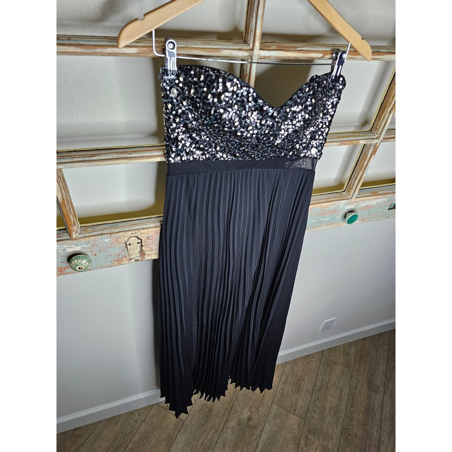 Strapless Sequin Full Length Gown Dress by Aqua Ladies Size 6