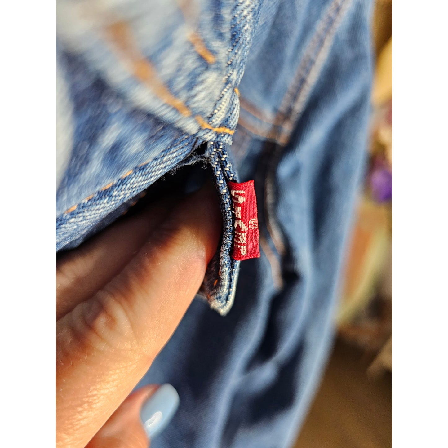 Vintage LEVIS Denim Jacket 1971 with embroidery Ladies size S/M