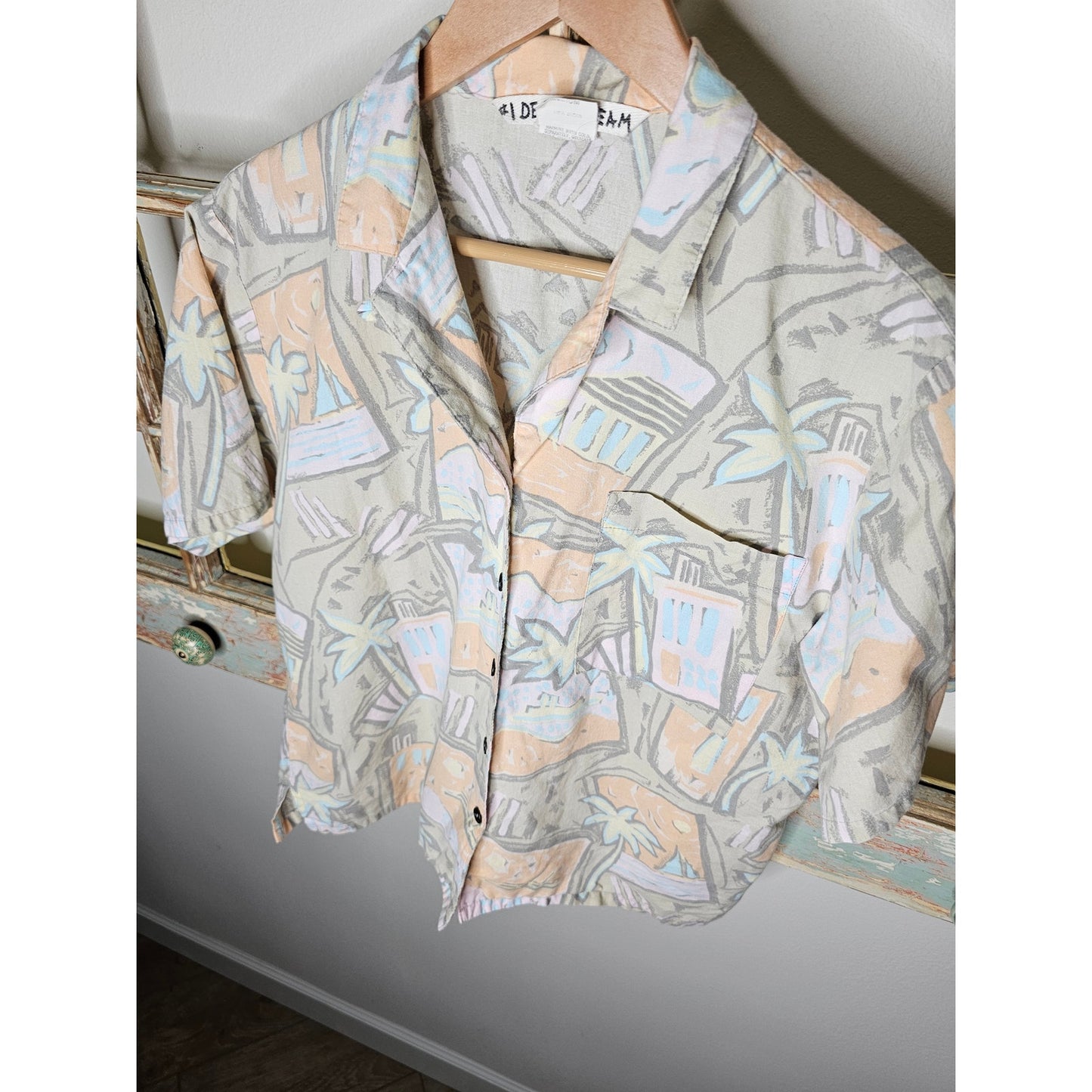 Vintage muted 80's Tropical button up ladies size medium
