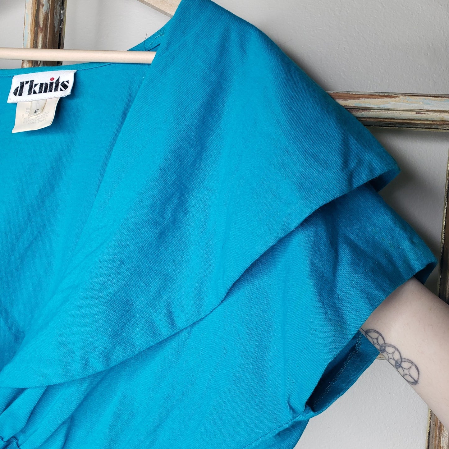 Vintage D'knits turquoise shirt ladies size small