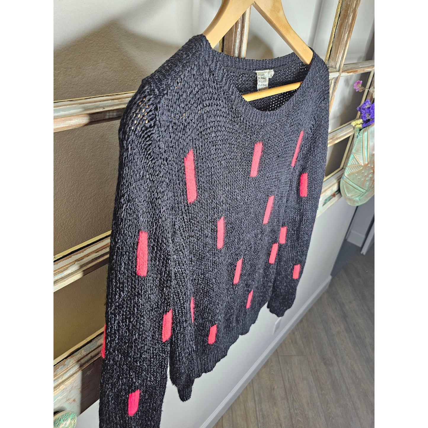 Vintage Buttery Soft Black & Red lighter weight Sweater Size 42 / 12