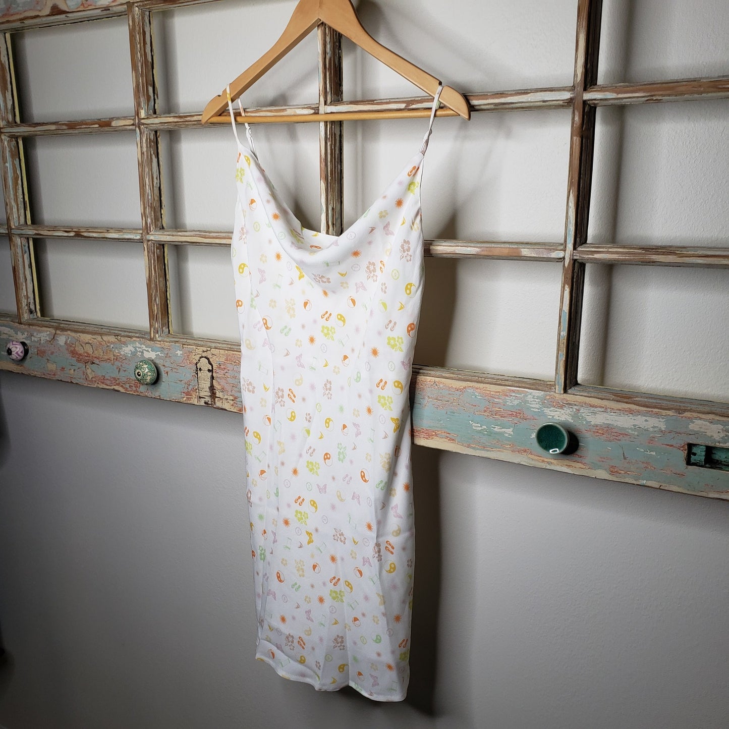 Elodie Ladies Summer Dress size Medium with swooping neckline