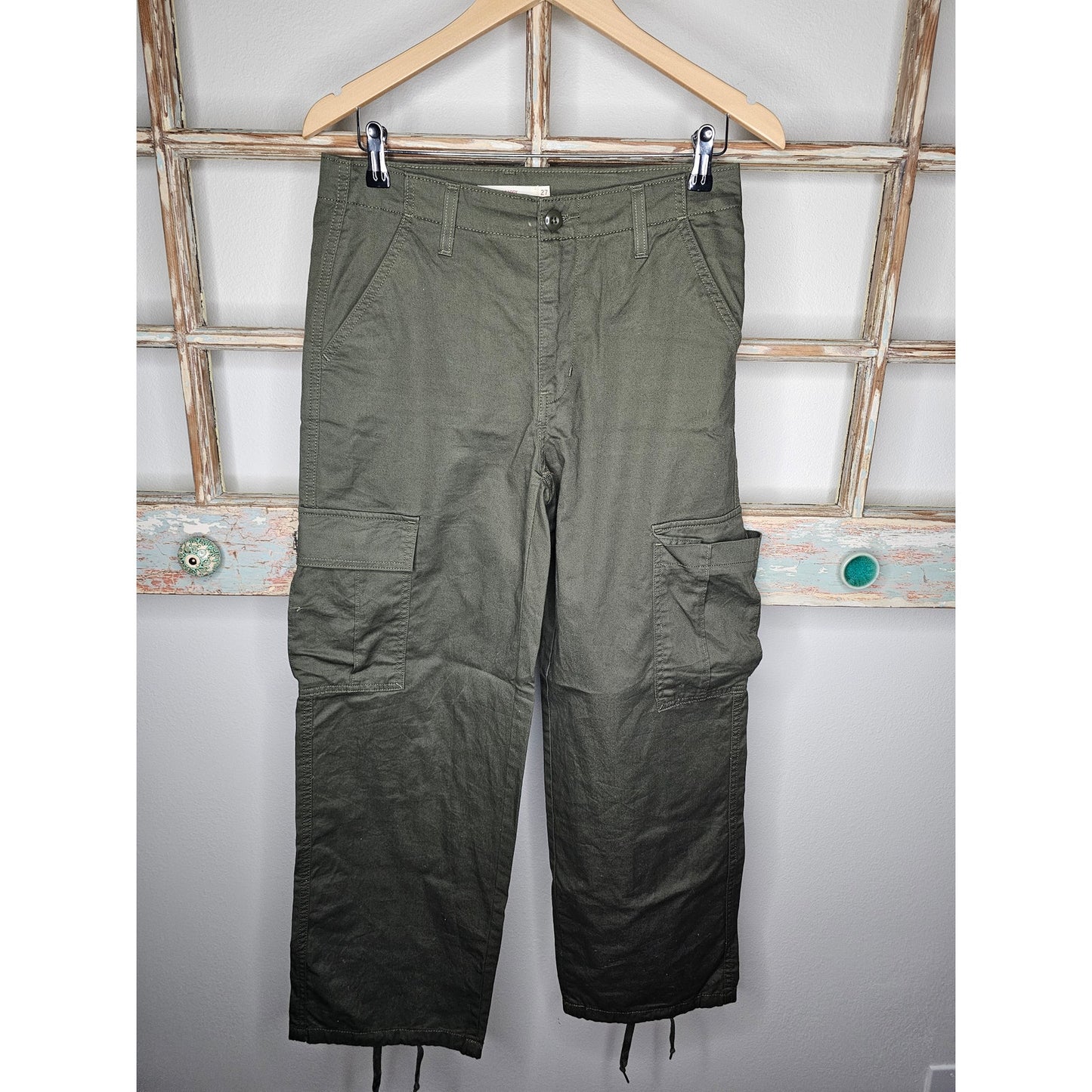 Levis Baggy Cargo Army Green Ladies Pants Size 27