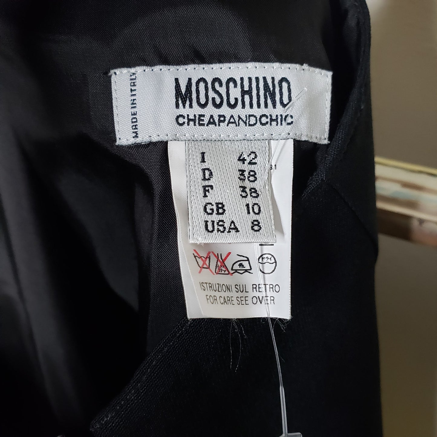 NWT Moschino Black Classic Ladies Skirt with Pleated Hemline size 8