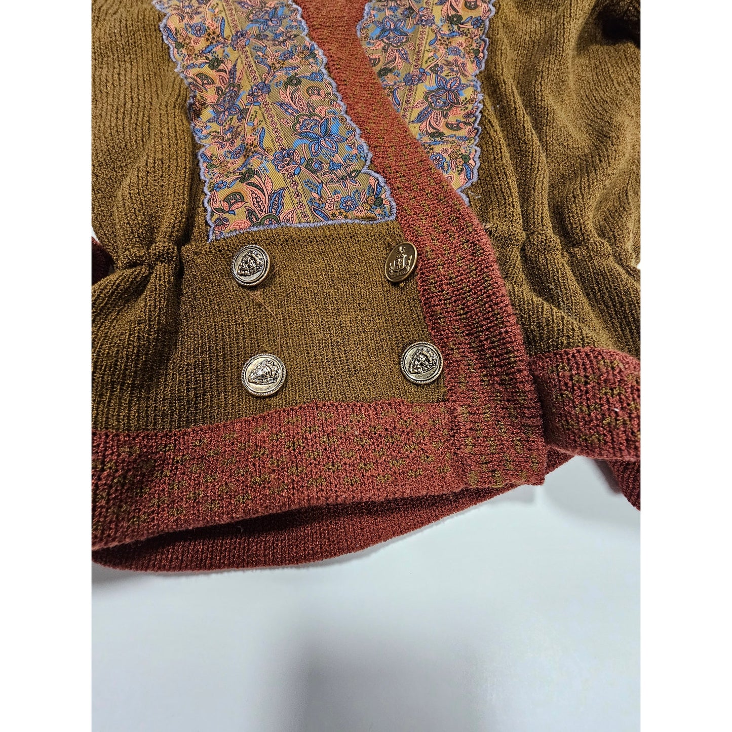 Vintage Umi Collections embroidered sweater size small