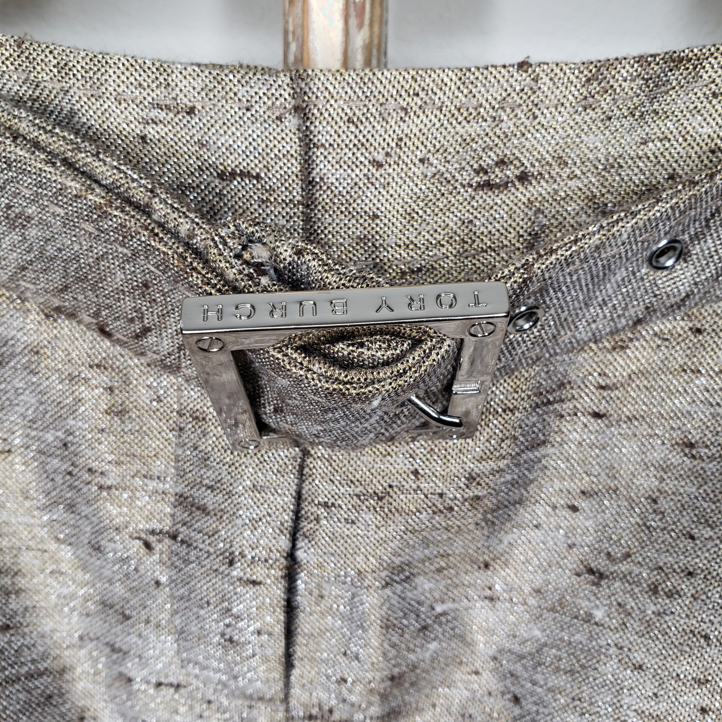Tory Burch lined Raw Silk neutral mini skirt in ladies size 4