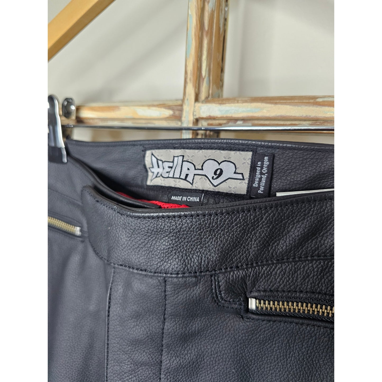 Icon Hella Ladies Motorcycle Street Riding Leather Pants size 9