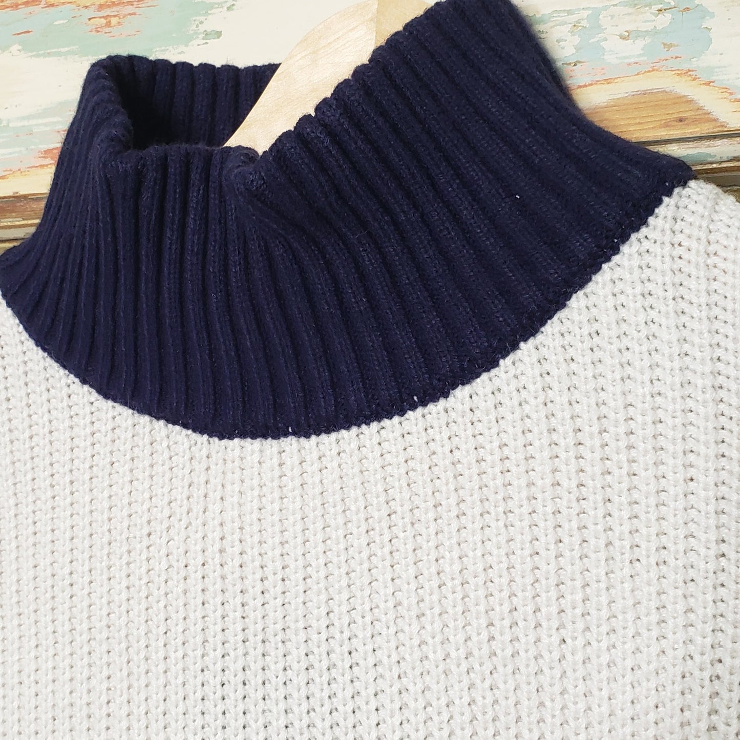 NWT Devotion By Cyrus oversized colorblock navy & white Sweater Size small