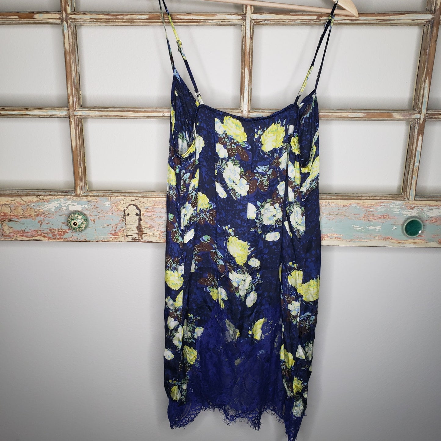 Free People Navy floral Dress with lace ladies size large