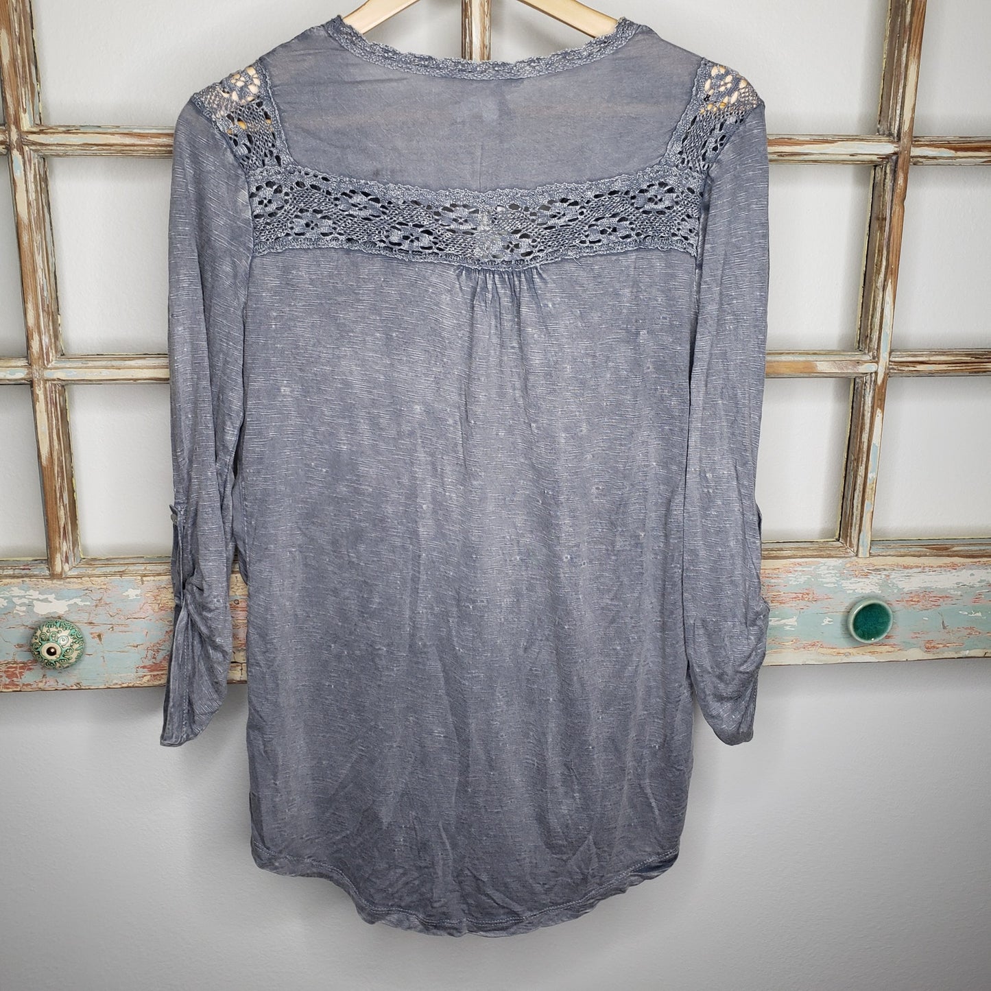 Solitaire BOHO lightweight grey top ladies size medium NWT