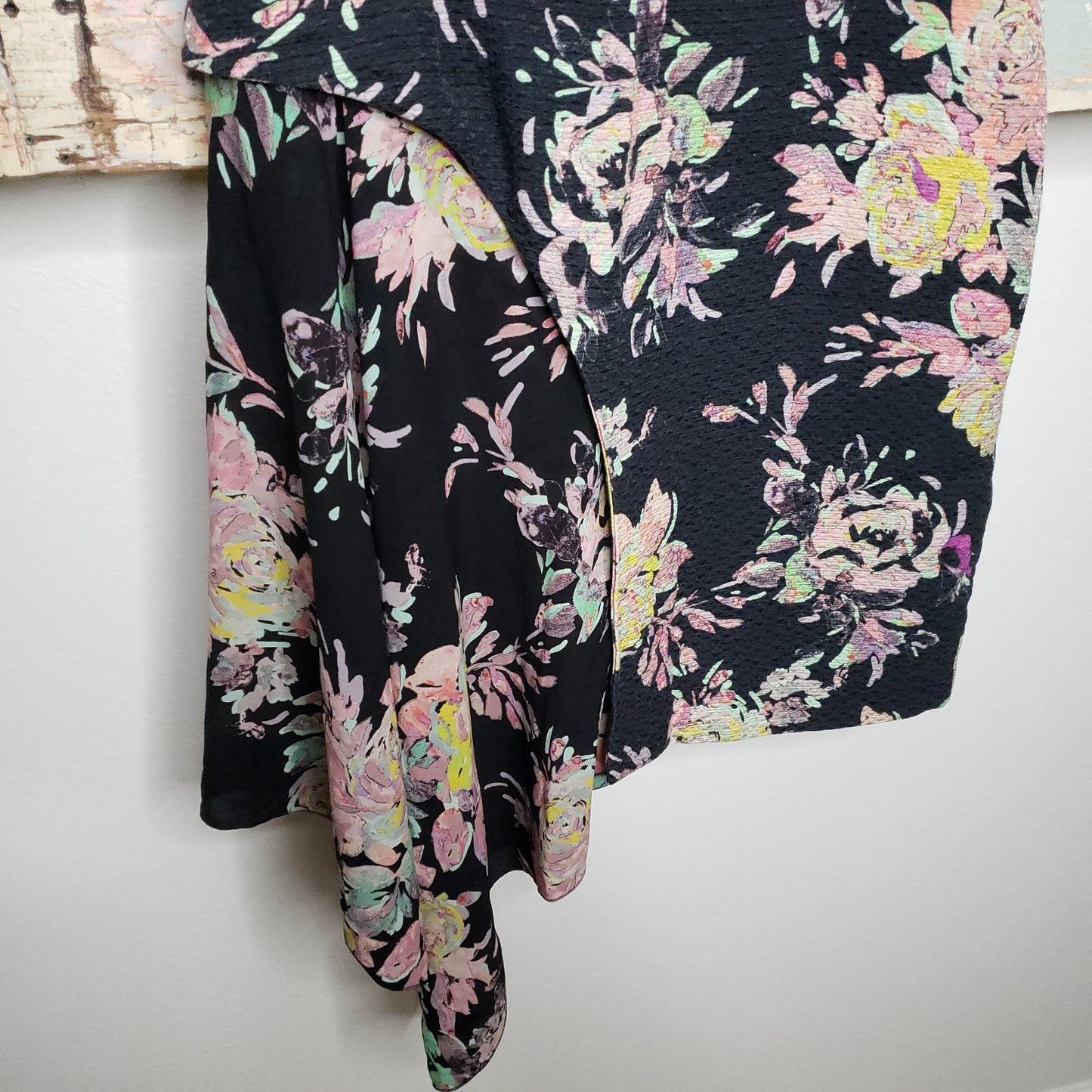 Emanuel Ungaro Rose Fondo Nero floral dress size 46 / US 12