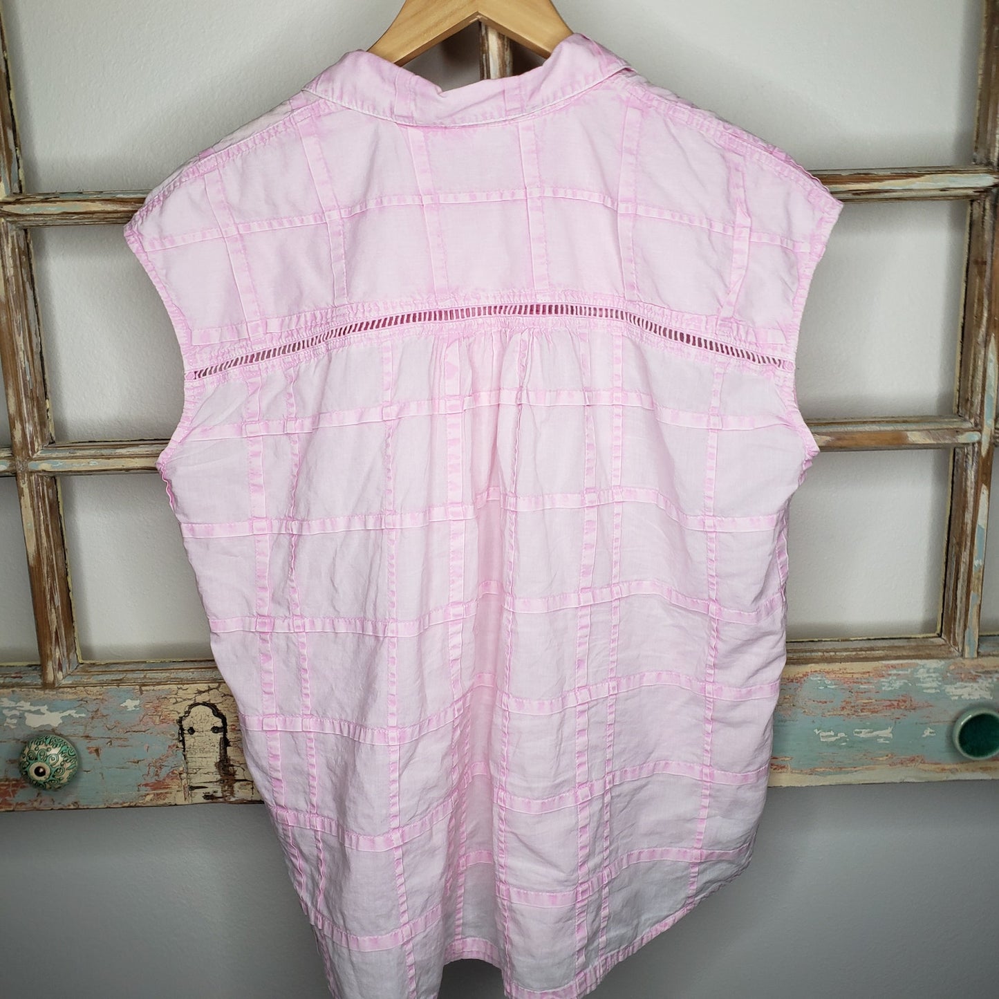 Time & Tru pink washed pullover collared top ladies size large