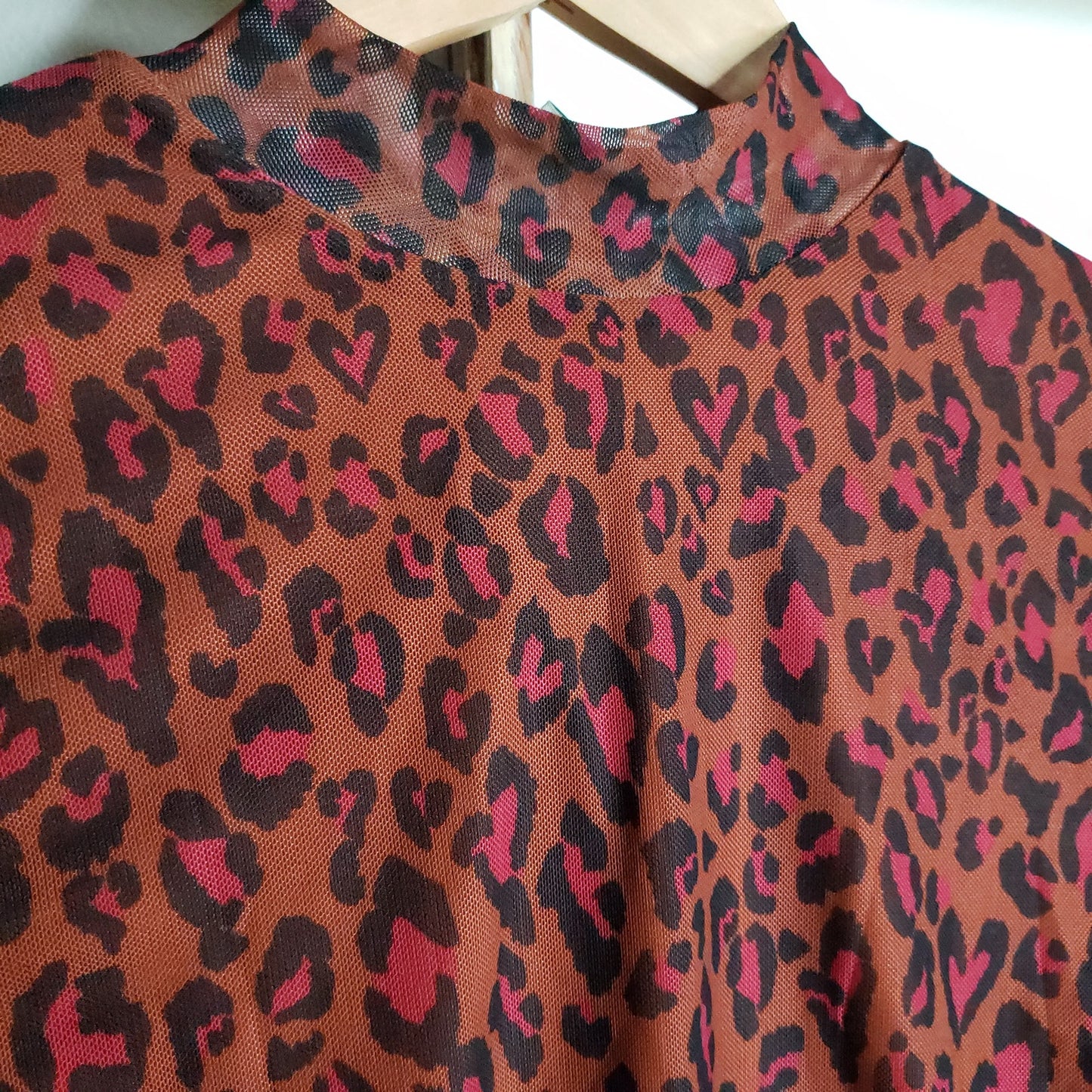 Farm Rio NWT Leopard-Print ruched top ladies size XS