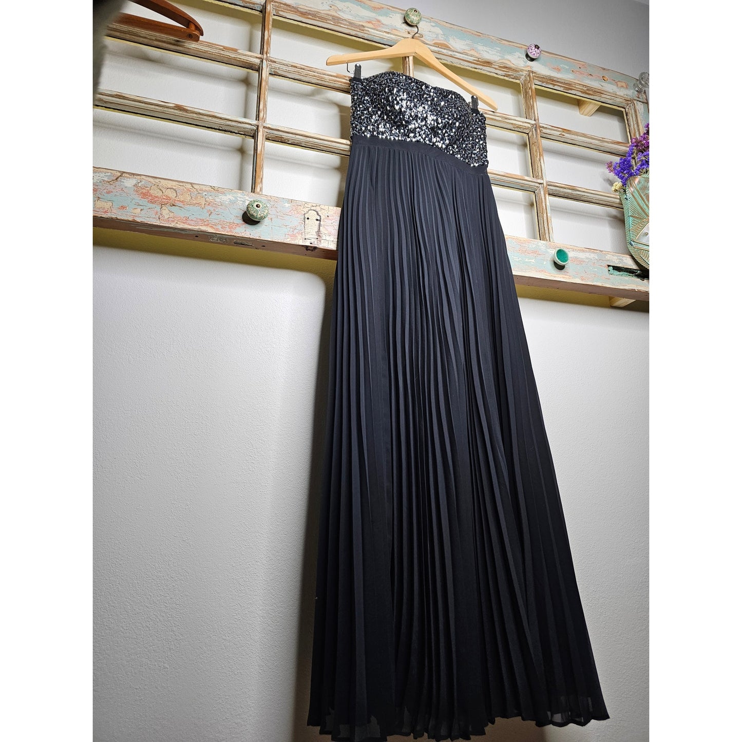 Strapless Sequin Full Length Gown Dress by Aqua Ladies Size 6