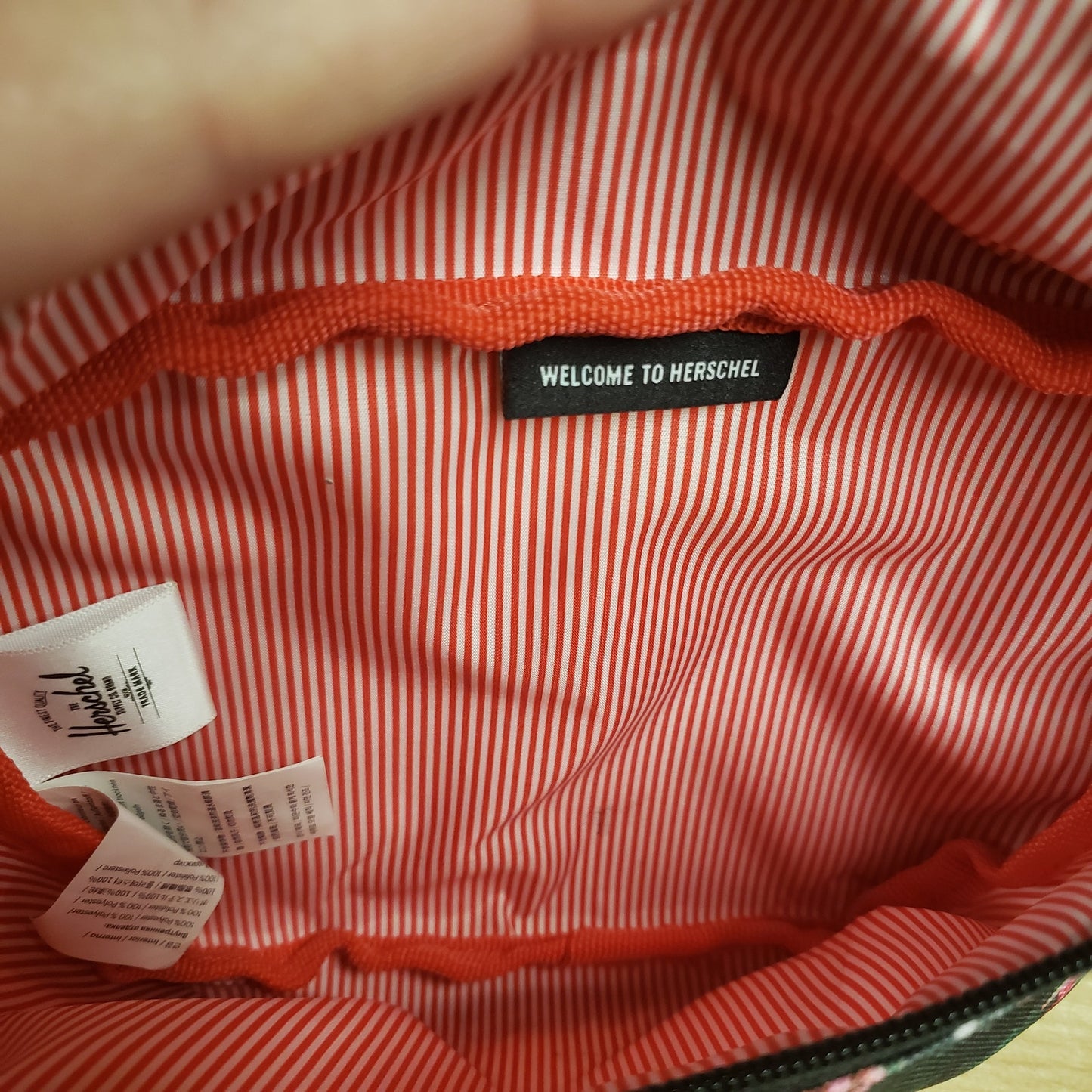 Herschel Hip Pack In Sunflower Field Print no signs of wear