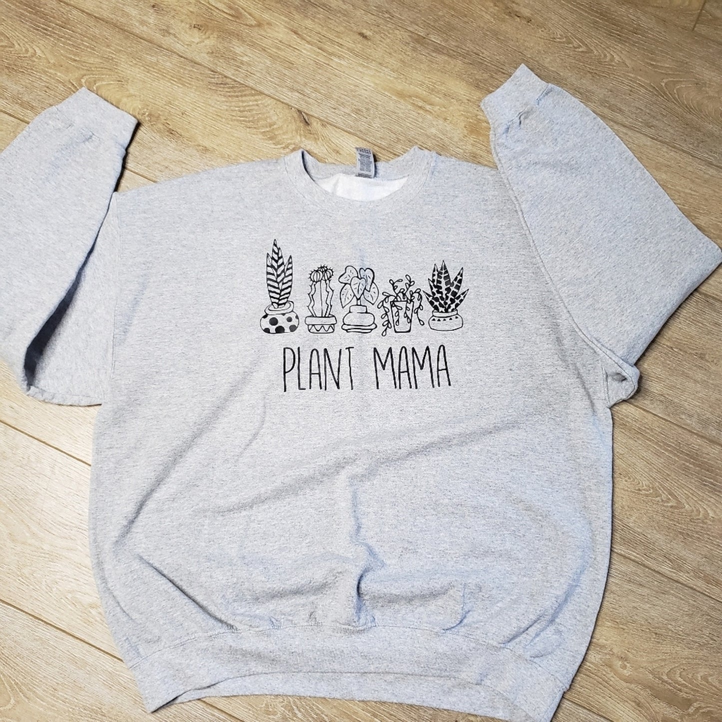 NWOT "Plant Mama" sweatshirt in grey ladies size XL