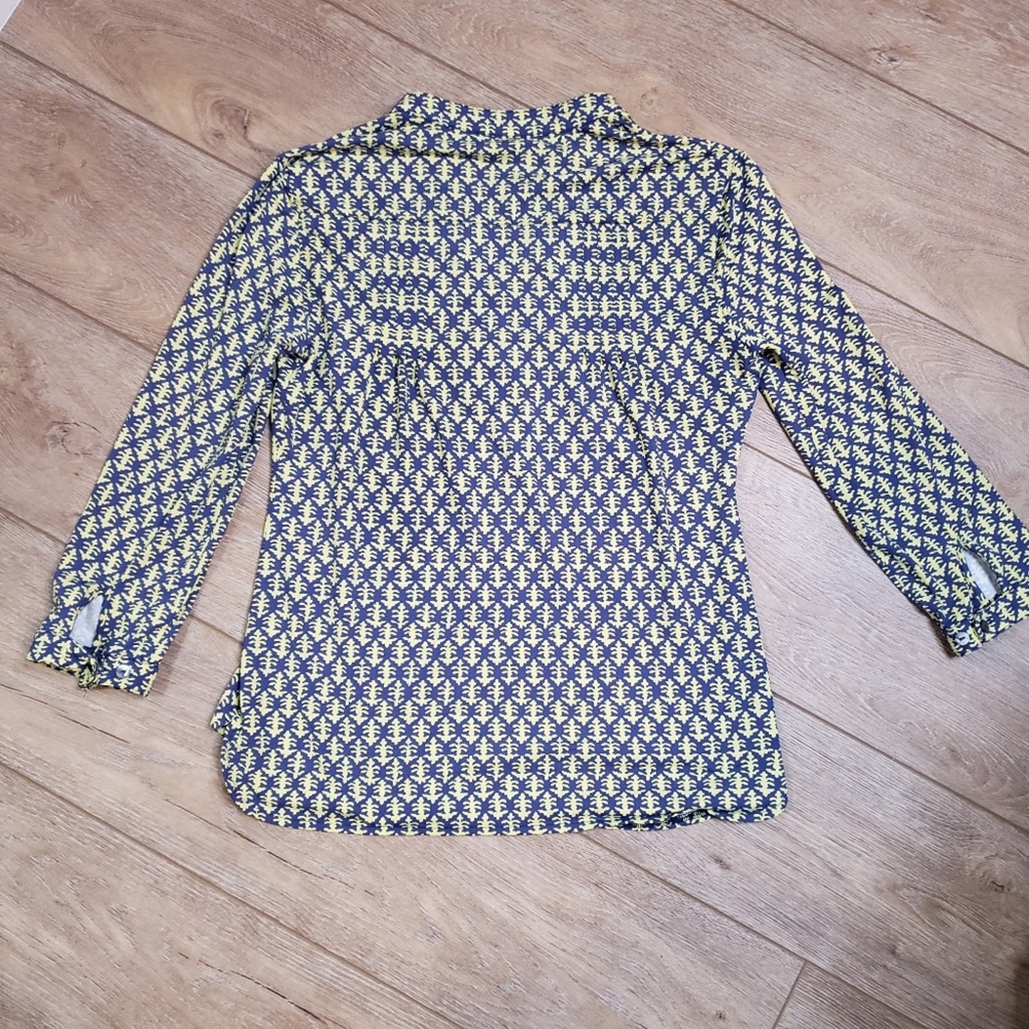 Ellie Kai V-neck pullover Tunic Top ladies size 6