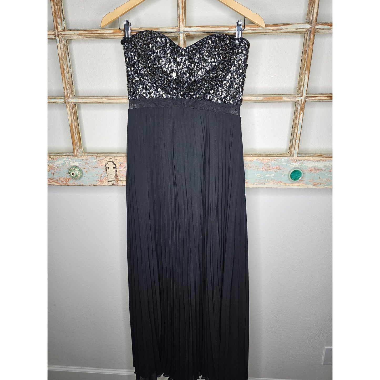 Strapless Sequin Full Length Gown Dress by Aqua Ladies Size 6