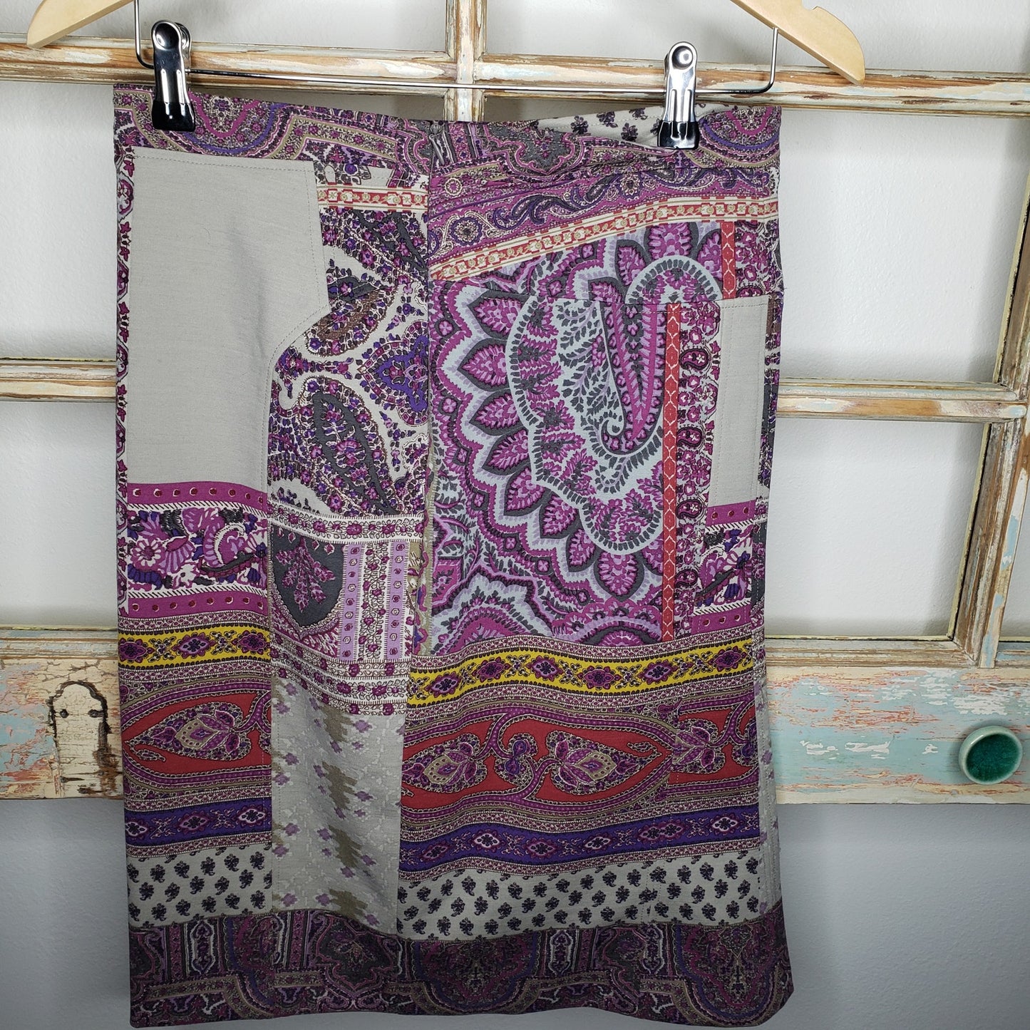 ETRO Milano Paisley Design Knee Length Skirt in Rich Purple Hues ladies size 42 / 10
