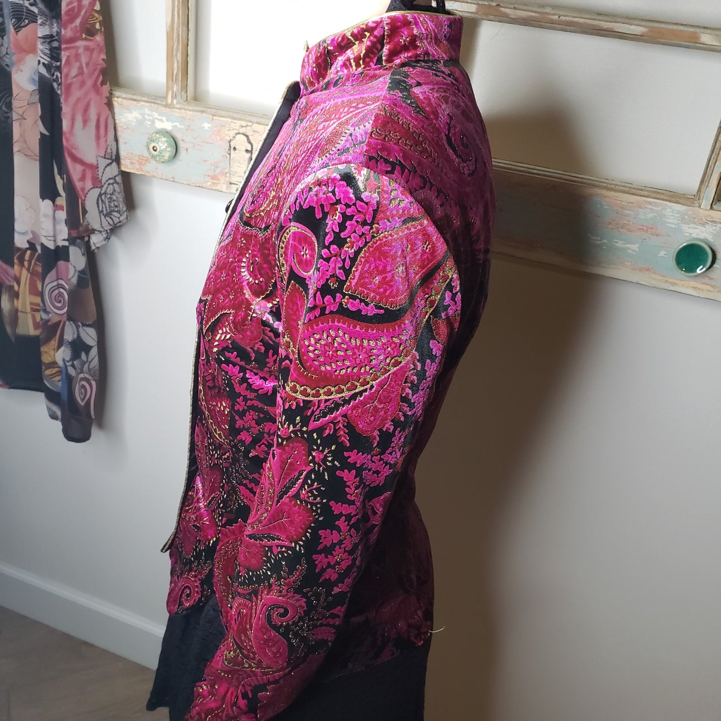 Vintage R & K Evening velvet button down fitted jacket ladies size small