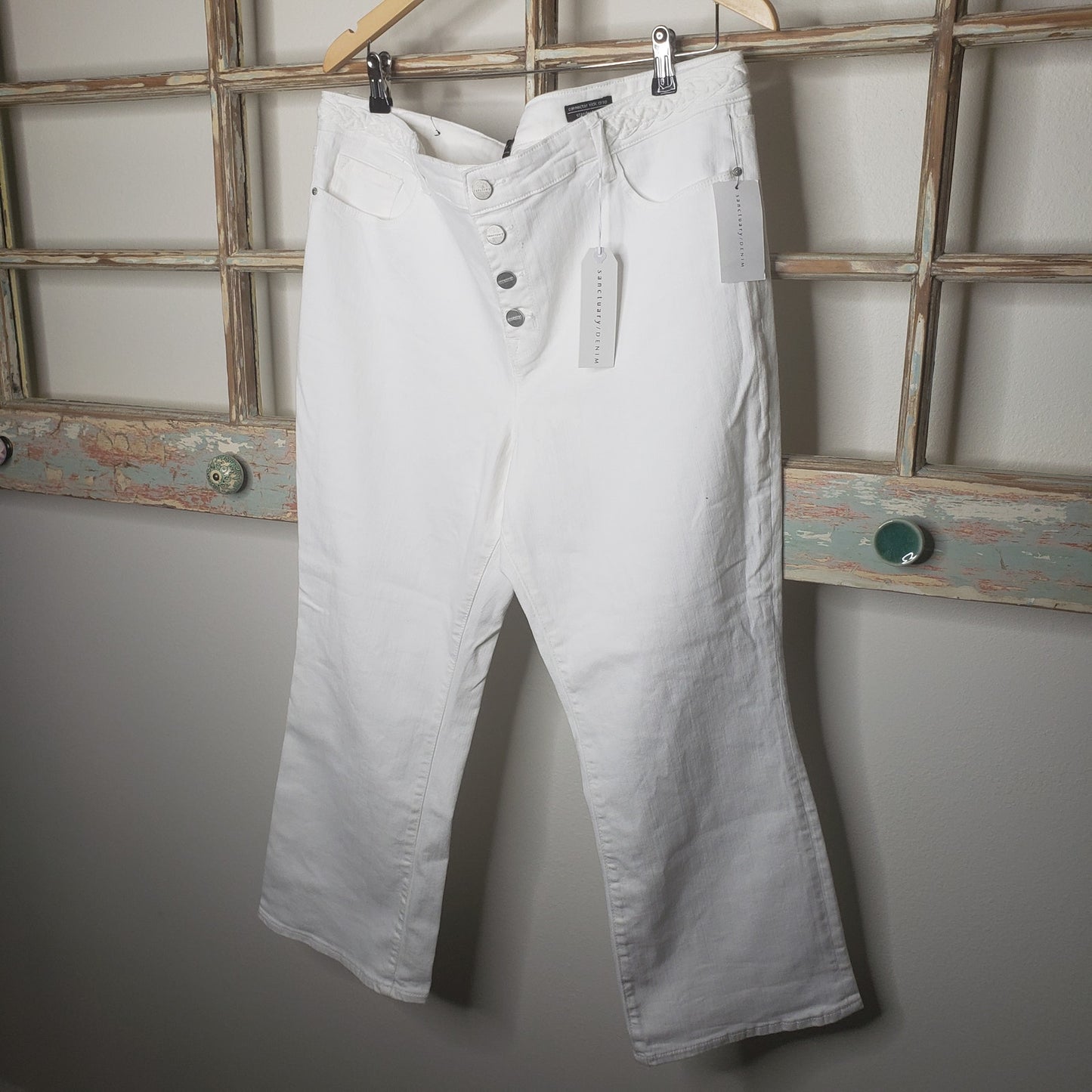 Sanctuary White Denim Cropped Jeans Ladies size 18 NWT