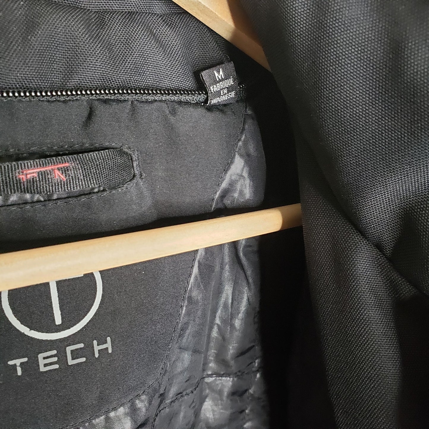 Tumi Tech Black Jacket Men's size Medium