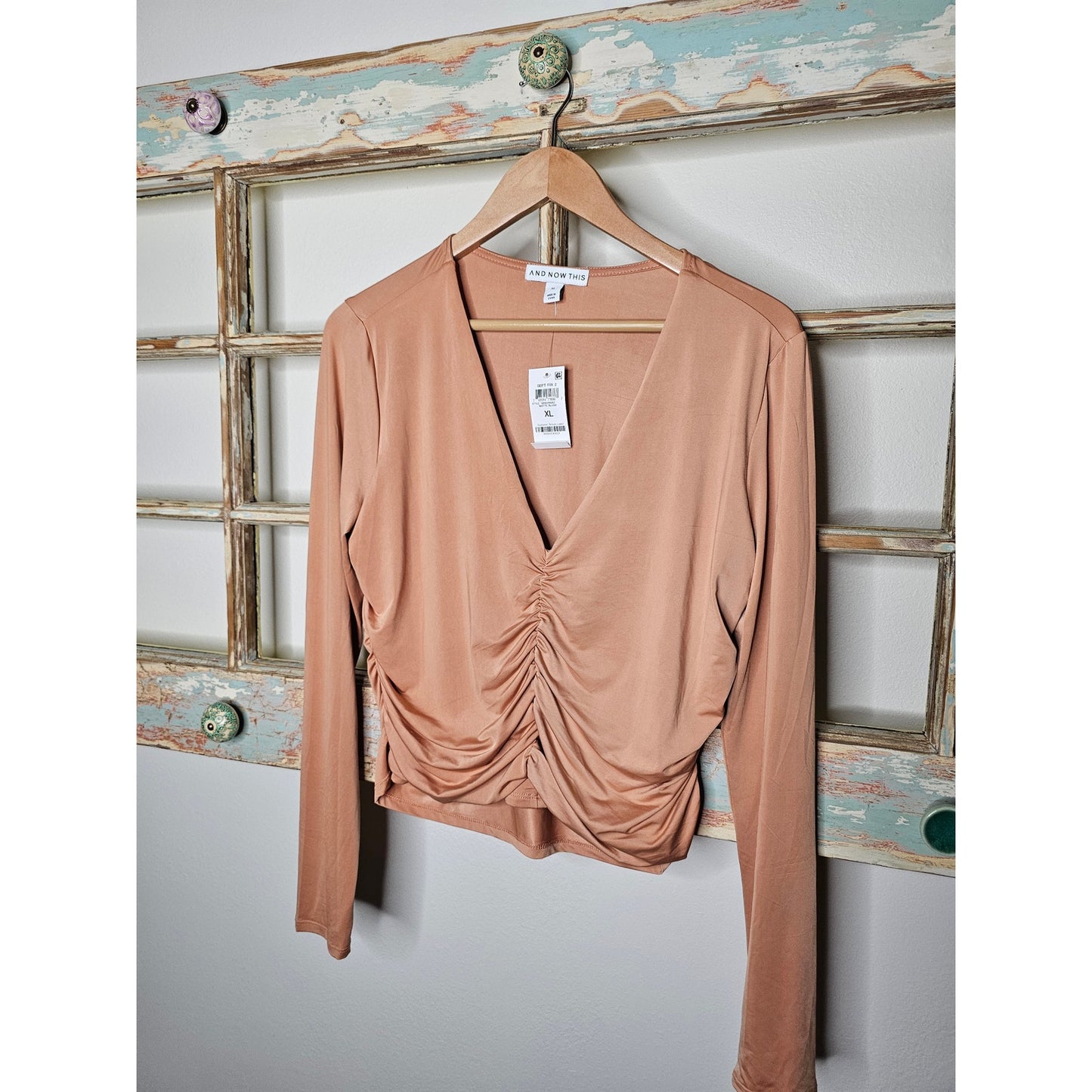 NWT AND NOW THIS Long sleeve Ruched front ladies blouse size XL