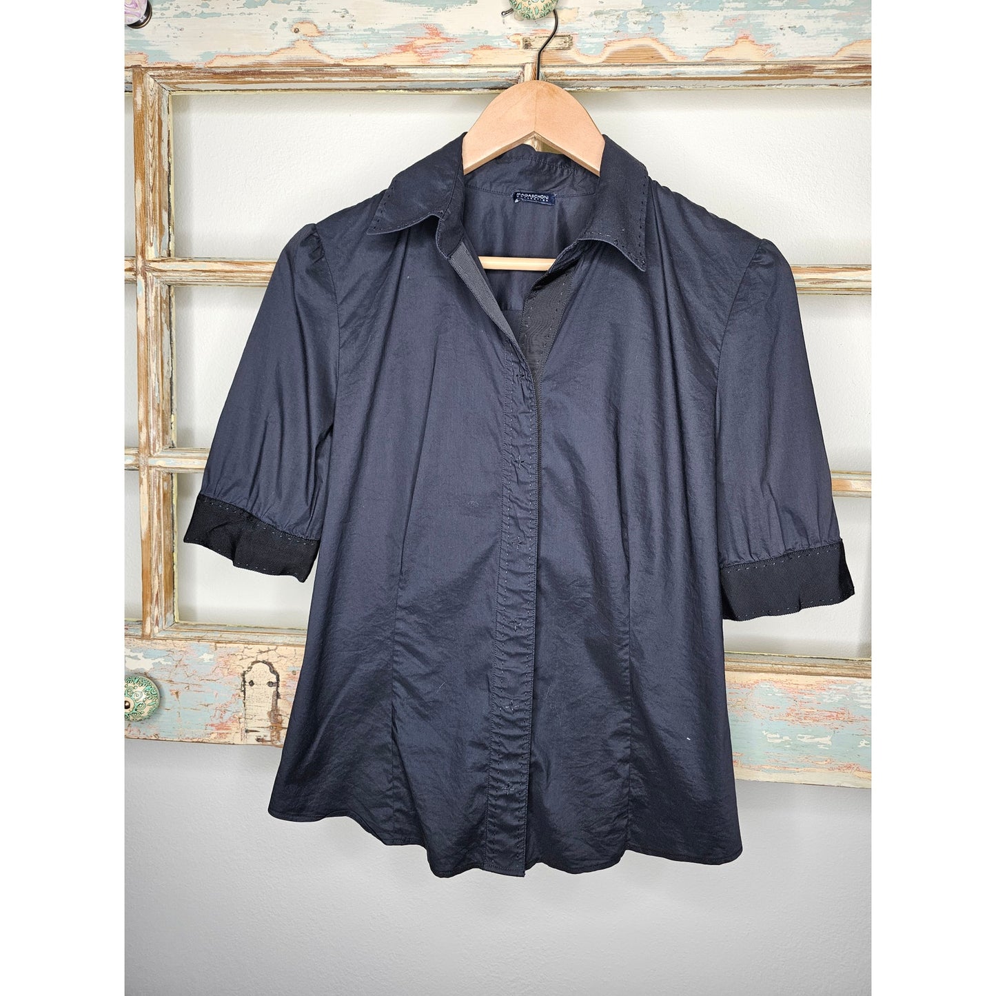 Magaschoni Black Snap up short sleeve blouse Ladies size Medium