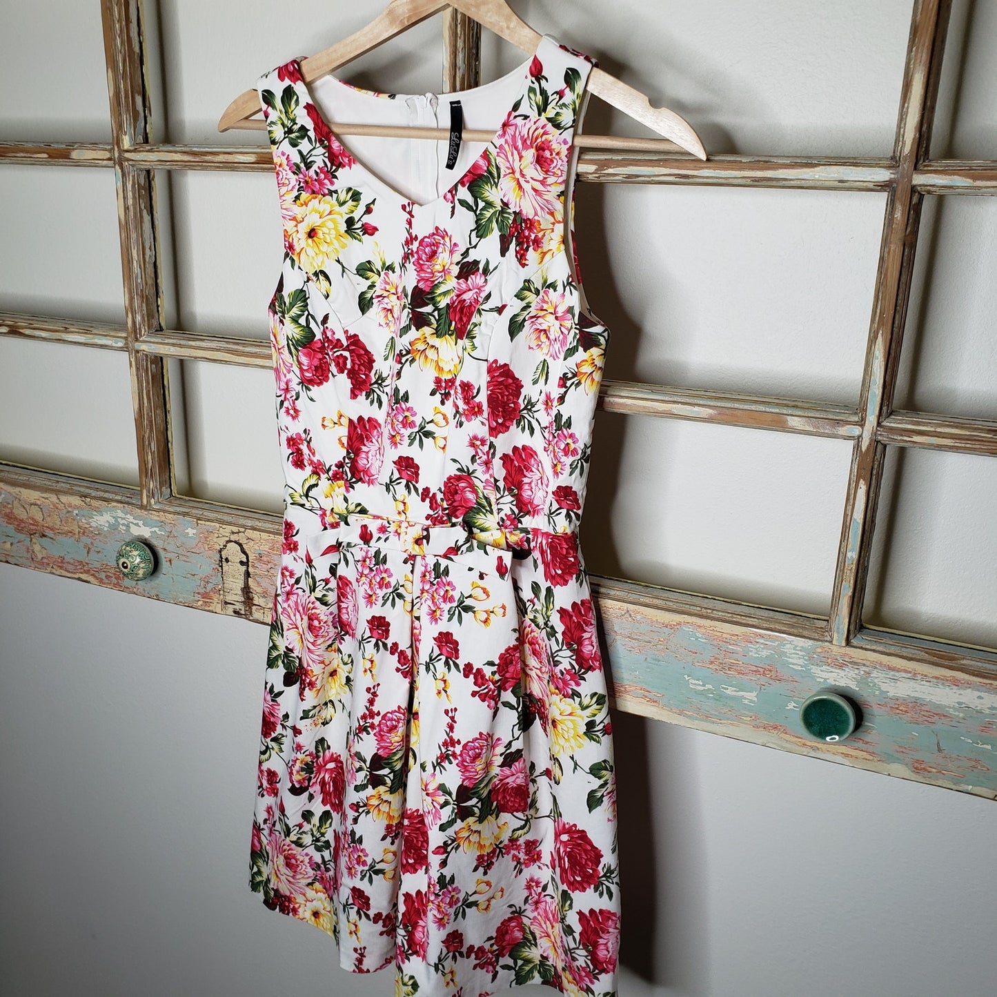 Lulus Floral fit & Flare sleeveless dress ladies size small