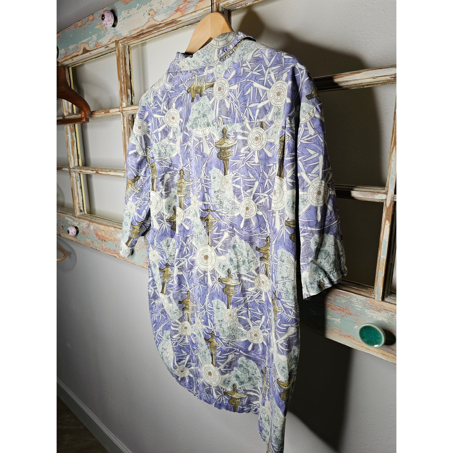 The Hawaiian Original Men's Button Up Shortsleeve Top Size XL