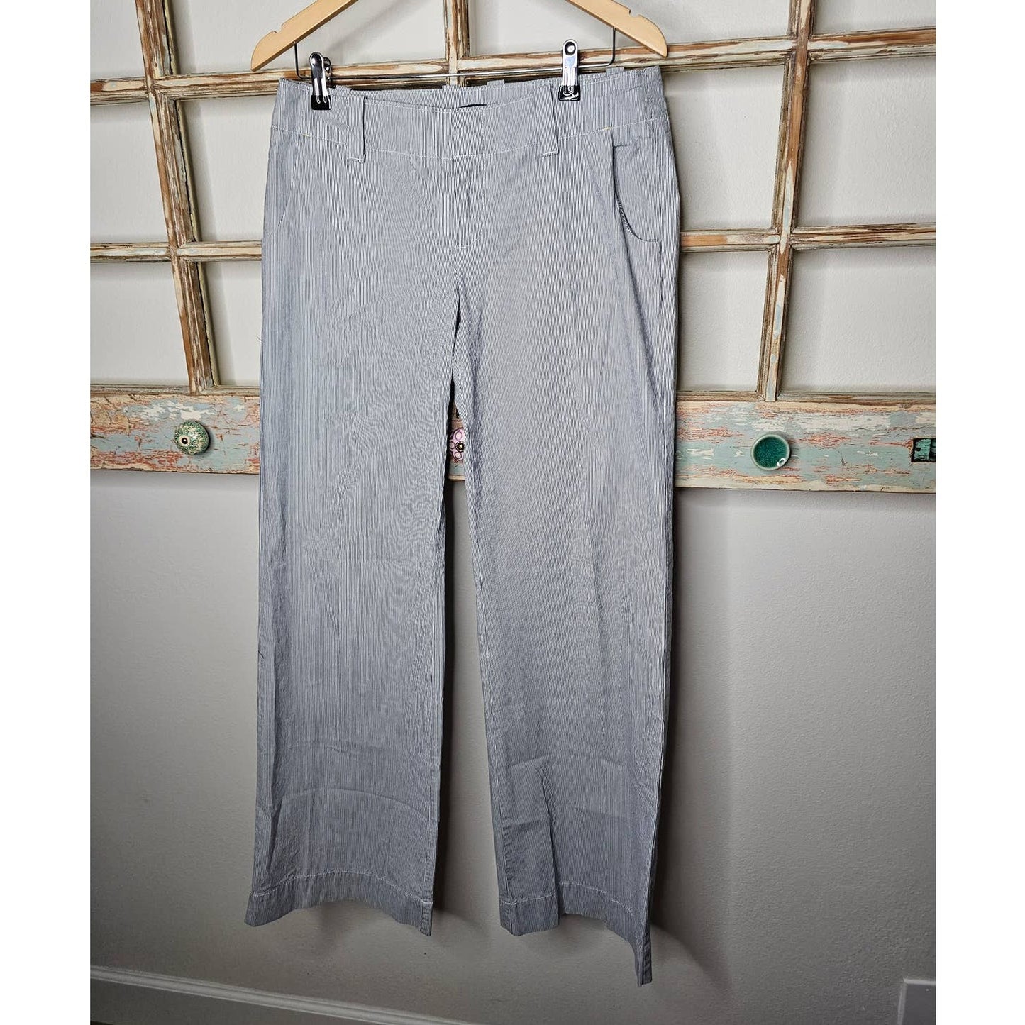 Gap Wide Leg Chino Style Pants Railroad stripe Ladies size 8 Long