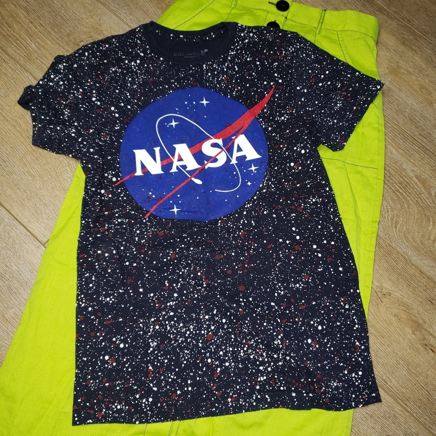 NASA Buzz Aldrin ladies small tee