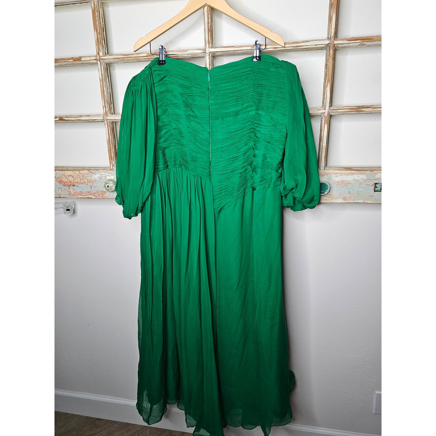Plus size Woman's Formal Dress Green Silk Off the shoulder Dress 22W