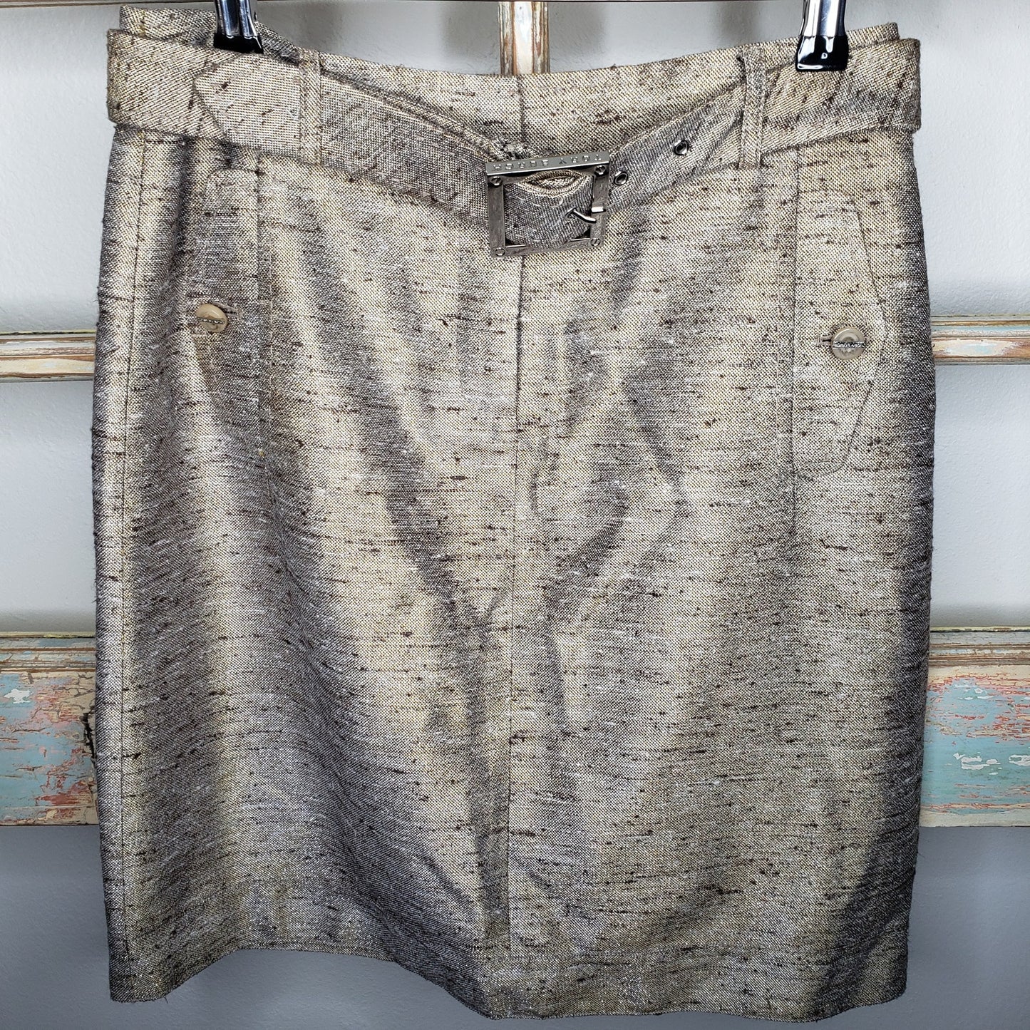 Tory Burch lined Raw Silk neutral mini skirt in ladies size 4