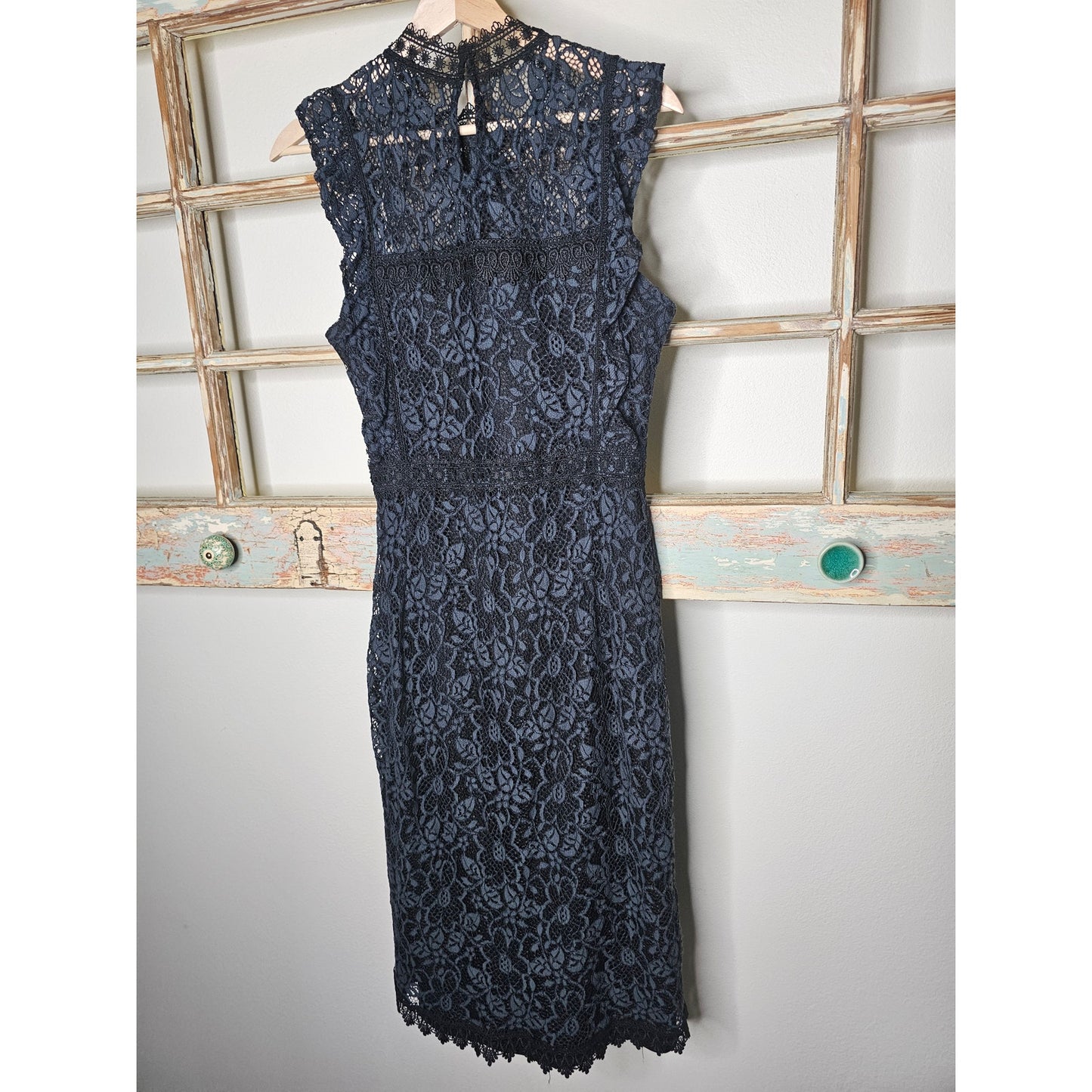 Zara lace Contrasting Dress Sleeveless Midi Length Ladies size Small