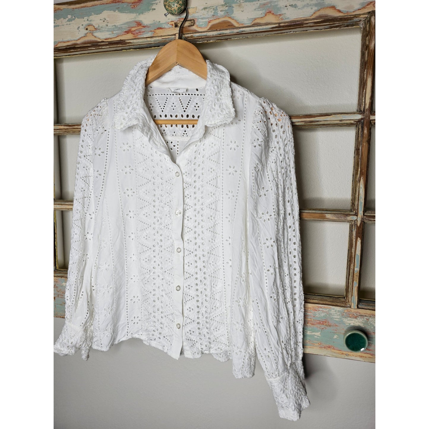 A Loves A Eyelet Lined White Button Up Top Ladies size Medium