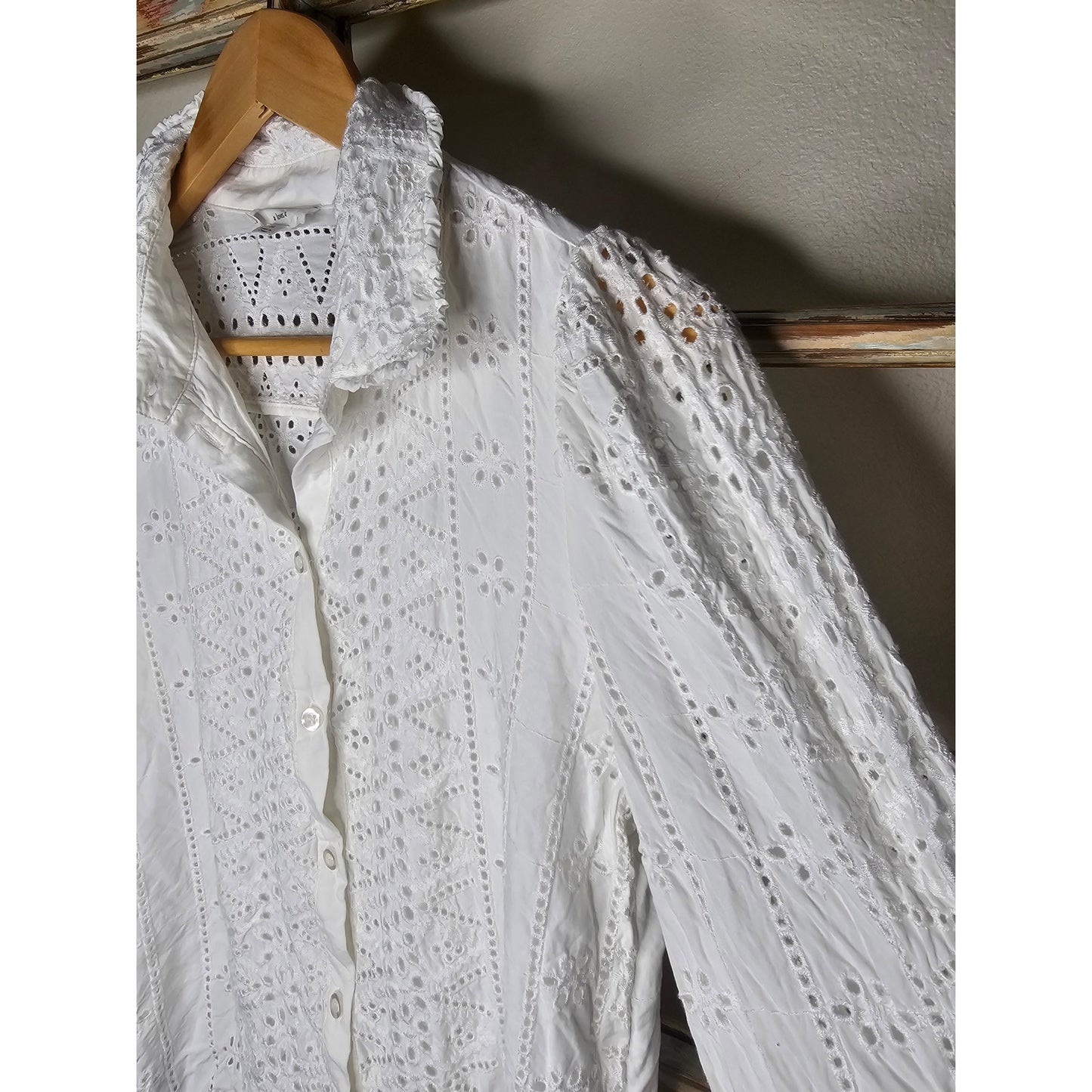 A Loves A Eyelet Lined White Button Up Top Ladies size Medium